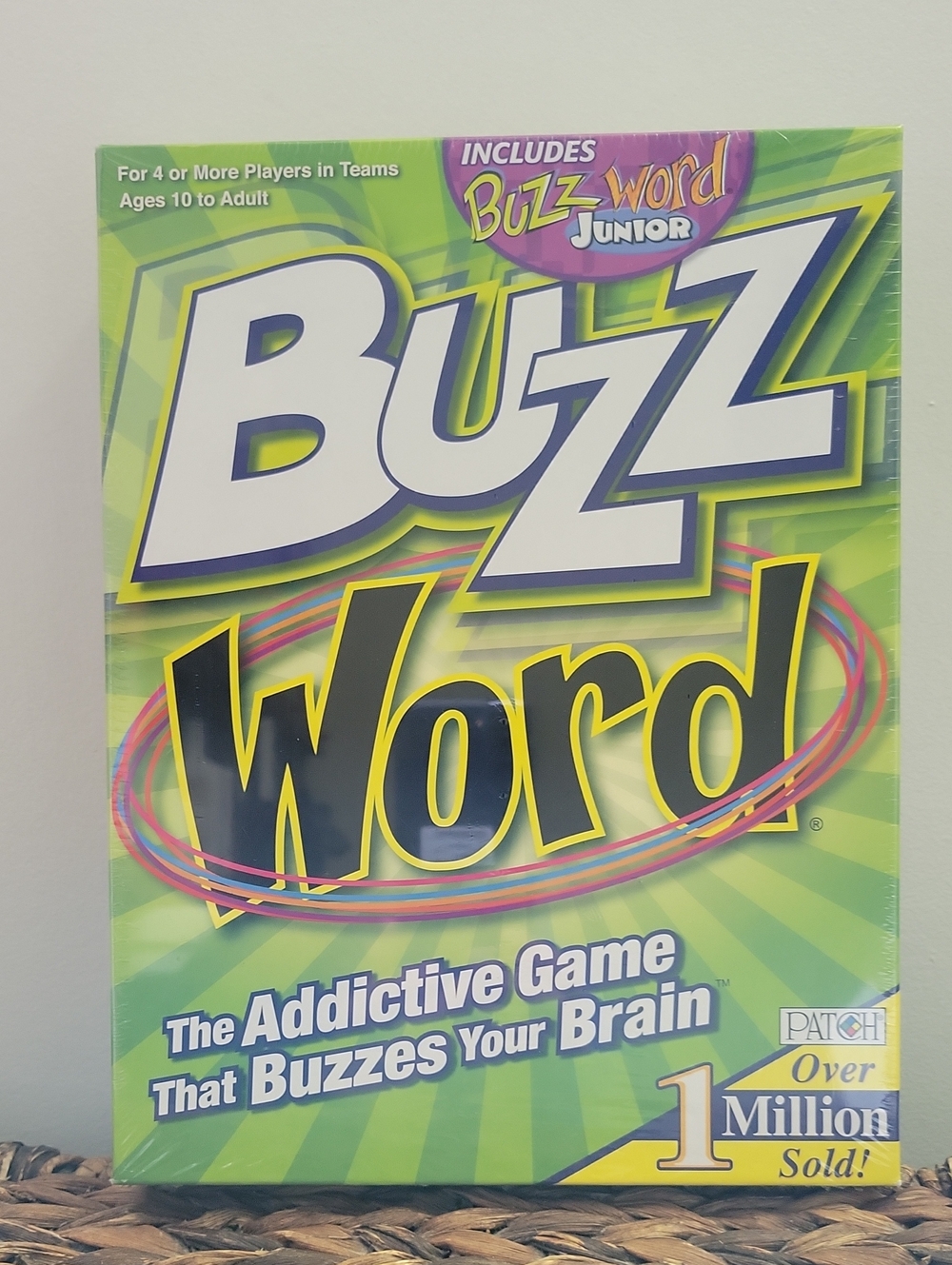 Buzz Word - The Addictive Game That Puzzles Your Brain NIB Includes Buzz Word Jr